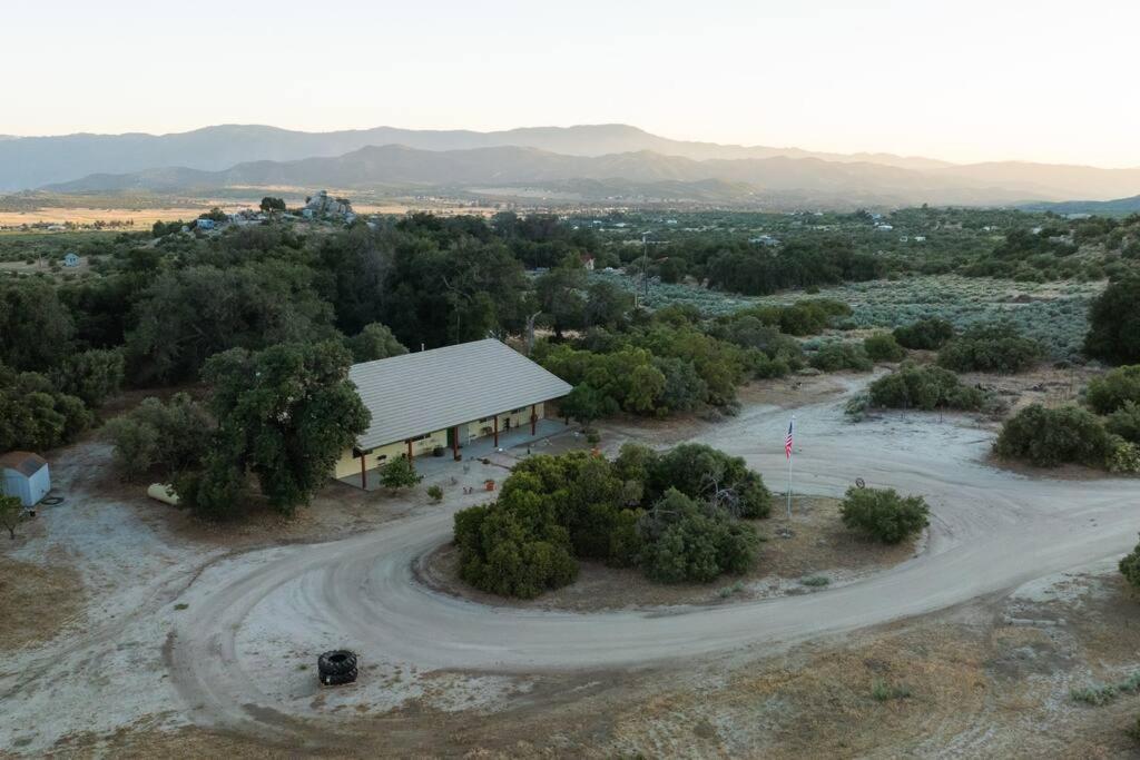 הוילה בורגו ספרינגס Country Cowboy Hot Tub Hideaway On 20 Acres מראה חיצוני תמונה